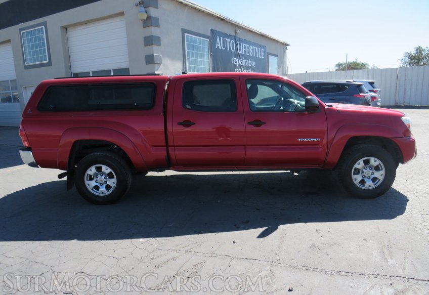 2015 Toyota Tacoma - Image 10