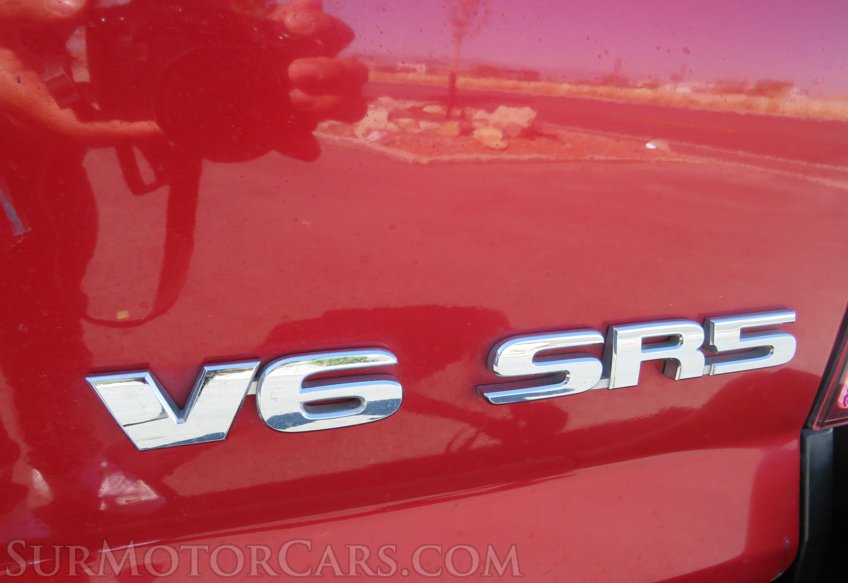 2015 Toyota Tacoma - Image 17