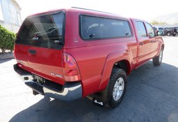 2015 Toyota Tacoma - Image 8