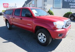 2015 Toyota Tacoma - Image 4