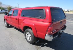 2015 Toyota Tacoma - Image 5