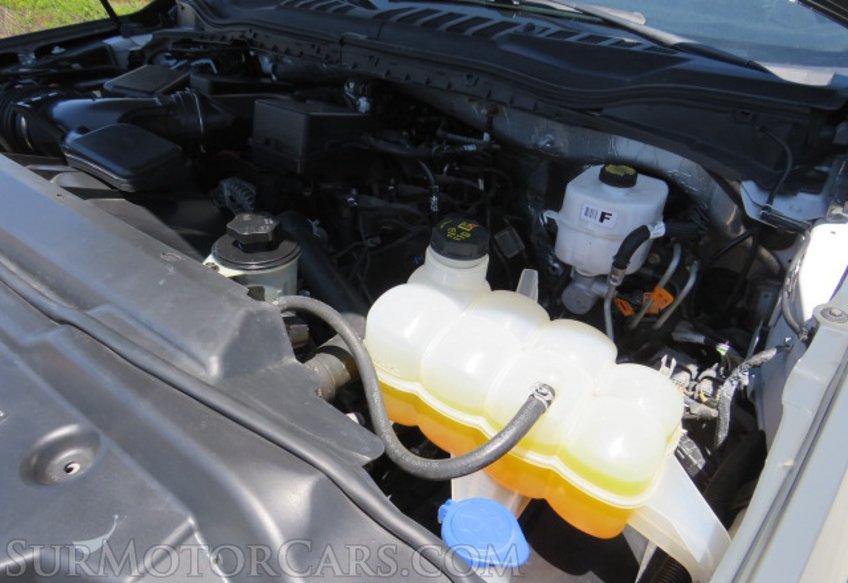 2022 Ford Super Duty F-350 DRW - Image 6