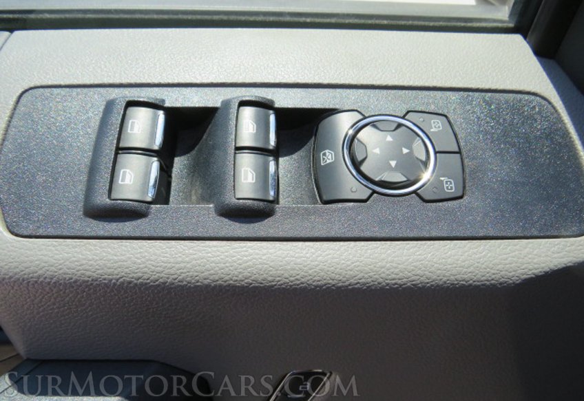 2022 Ford Super Duty F-350 DRW - Image 35