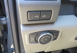 2022 Ford Super Duty F-350 DRW - Image 34