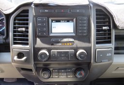 2022 Ford Super Duty F-350 DRW - Image 44