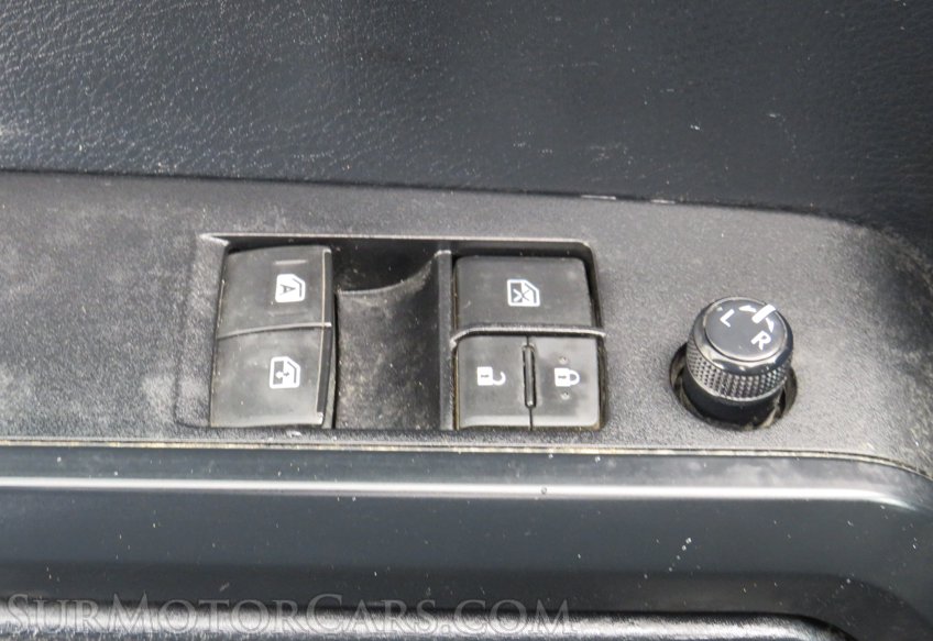 2019 Toyota Tacoma 4WD - Image 31