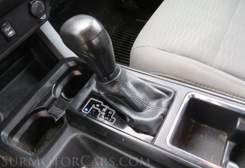 2019 Toyota Tacoma 4WD - Image 30