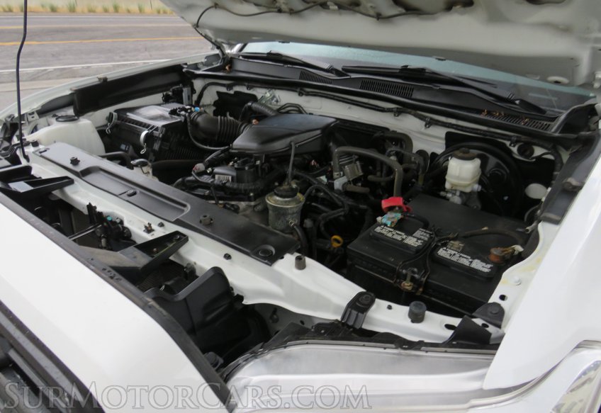 2019 Toyota Tacoma 4WD - Image 34