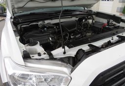 2019 Toyota Tacoma 4WD - Image 32