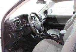 2019 Toyota Tacoma 4WD - Image 19