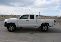 2019 Toyota Tacoma 4WD - Image 10