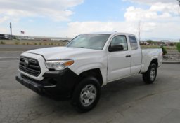 2019 Toyota Tacoma 4WD - Image 3