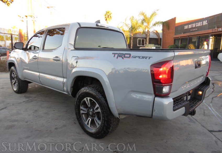 2019 Toyota Tacoma - Image 8