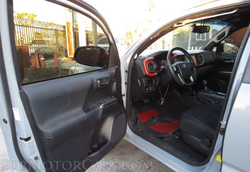 2019 Toyota Tacoma - Image 20