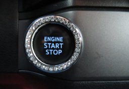 2019 Toyota Tacoma - Image 38