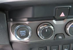 2021 Toyota Tacoma 4WD - Image 34