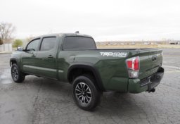 2021 Toyota Tacoma 4WD - Image 6