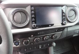 2021 Toyota Tacoma 4WD - Image 32