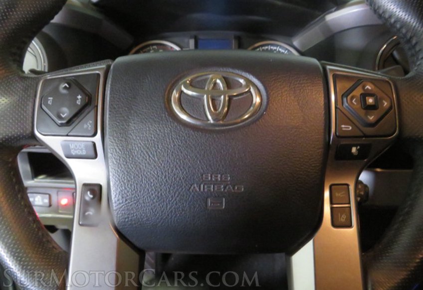 2019 Toyota Tacoma - Image 32