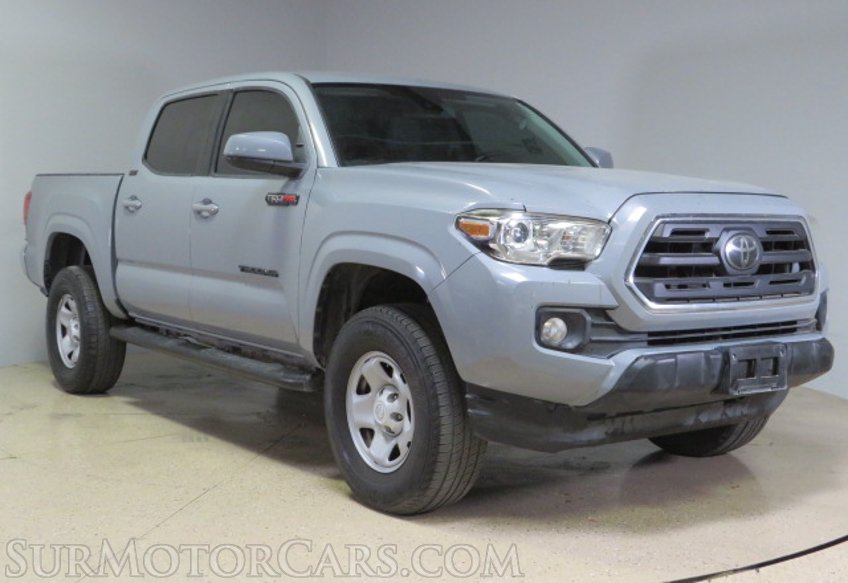 2019 Toyota Tacoma - Image 3