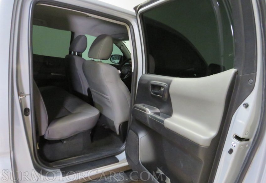 2019 Toyota Tacoma - Image 25