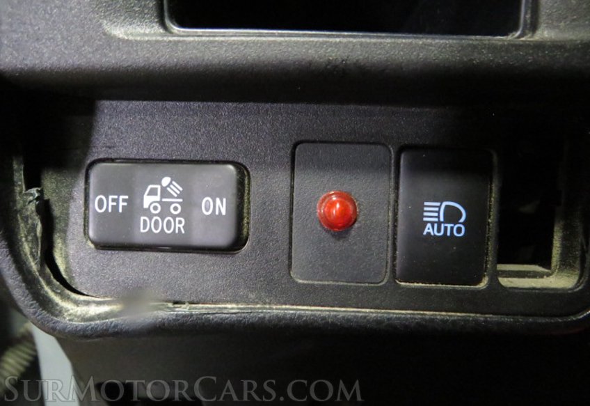 2019 Toyota Tacoma - Image 42