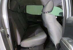 2019 Toyota Tacoma - Image 29