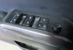 2019 Toyota Tacoma - Image 43