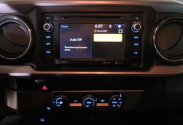 2019 Toyota Tacoma - Image 38