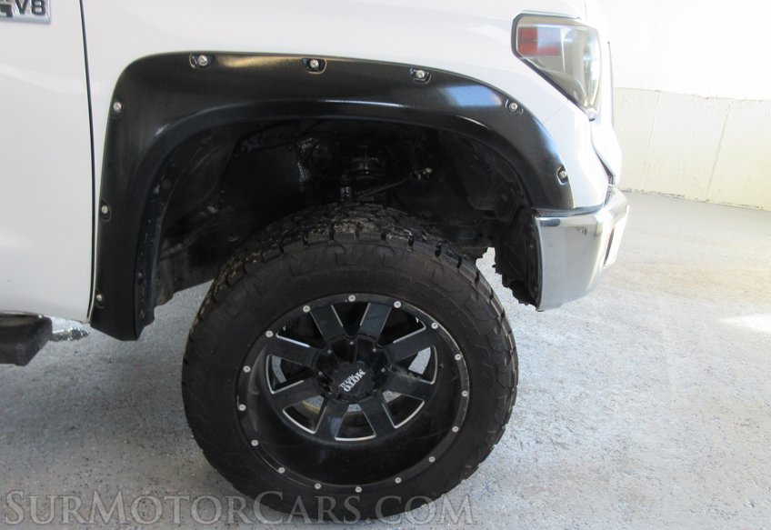 2015 Toyota Tundra 4WD Truck - Image 61