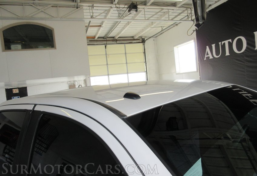 2015 Toyota Tundra 4WD Truck - Image 13