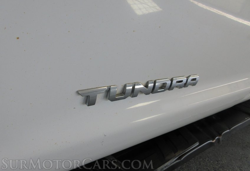 2015 Toyota Tundra 4WD Truck - Image 25