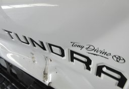 2015 Toyota Tundra 4WD Truck - Image 23