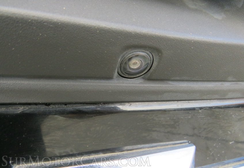 2020 Chevrolet Colorado - Image 14