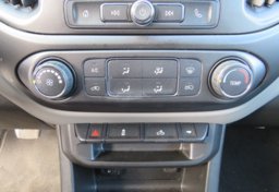 2020 Chevrolet Colorado - Image 33