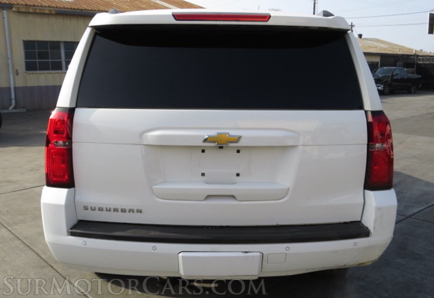 2016 Chevrolet Suburban - Image 10