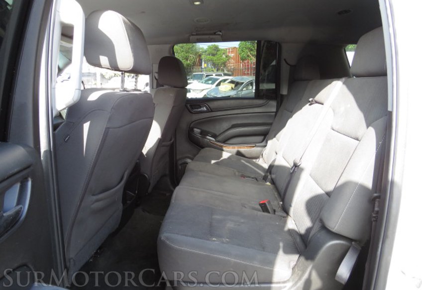 2016 Chevrolet Suburban - Image 28