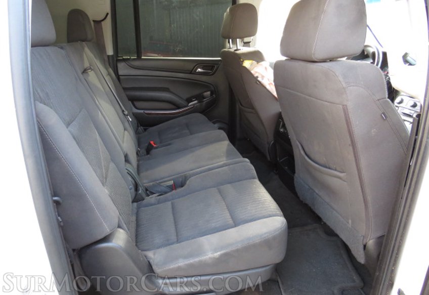 2016 Chevrolet Suburban - Image 29