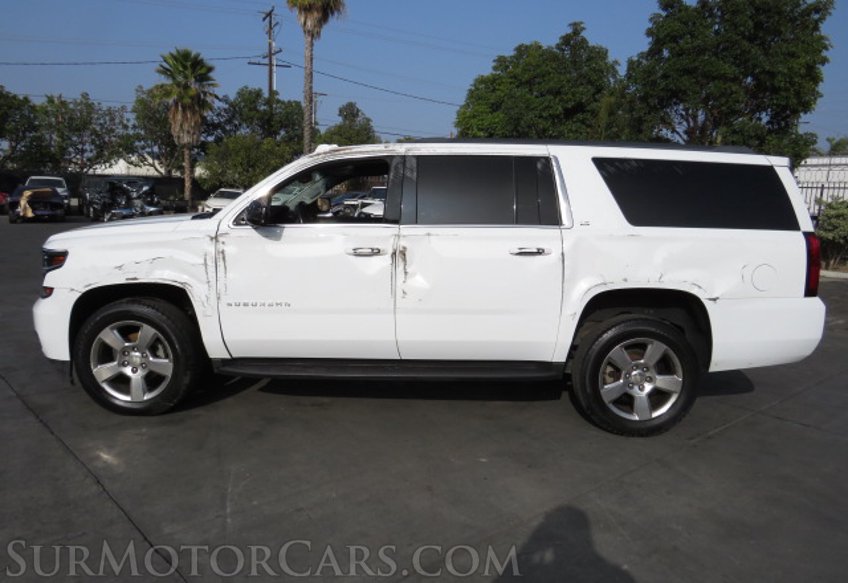2016 Chevrolet Suburban - Image 11