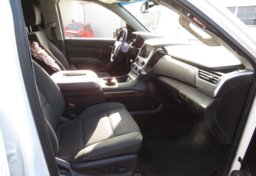 2016 Chevrolet Suburban - Image 25
