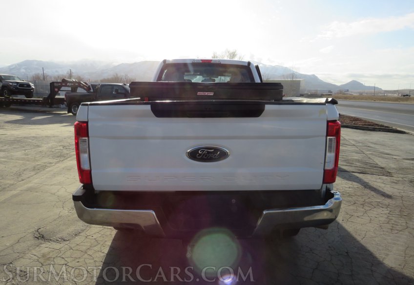 2019 Ford Super Duty F-350 SRW - Image 12