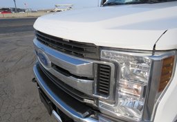 2019 Ford Super Duty F-350 SRW - Image 18
