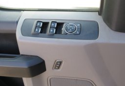 2019 Ford Super Duty F-350 SRW - Image 48