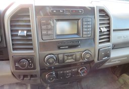 2019 Ford Super Duty F-350 SRW - Image 40