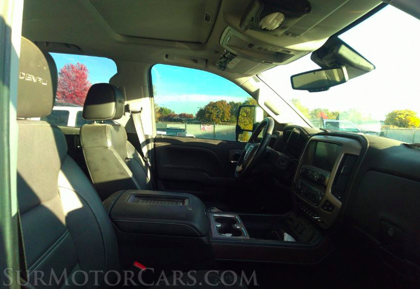 2017 GMC Sierra 3500HD - Image 6