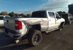 2017 GMC Sierra 3500HD - Image 3