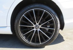 2019 Mercedes-Benz C-Class - Image 17