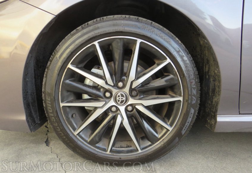 2023 Toyota Camry - Image 19