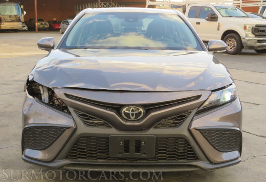 2023 Toyota Camry - Image 12