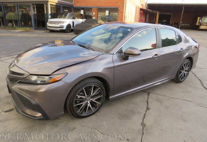 2023 Toyota Camry - Image 2